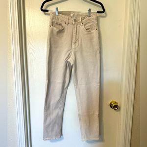 H&M ivory straight leg jeans. Size 4